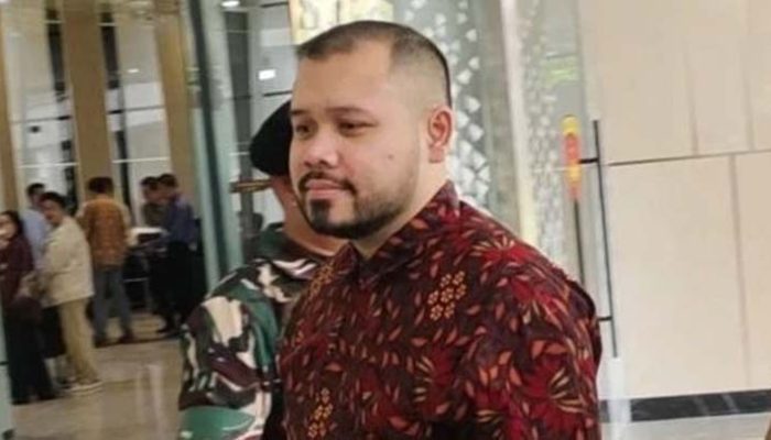 Jadi Tahanan Kota, Ibrahim Arief Tersangka Korupsi Laptop Dipasangi Gelang Deteksi