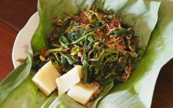 Pecel Gendar, Kuliner Tradisional Khas Solo yang Mulai Langka dan Jarang Ditemui